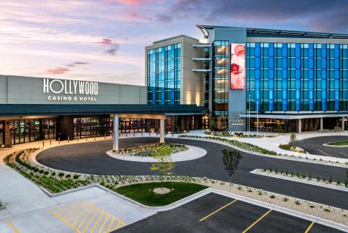 Hollywood Casino Aurora