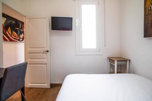 41ARI1045- Fantastic and super spacious 3bed apartment in the Center in Barcelona