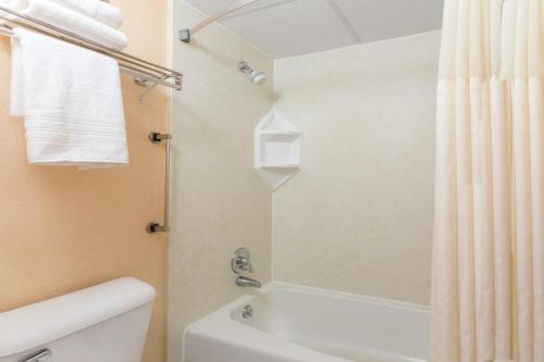 Quality Inn Waycross in Waycross