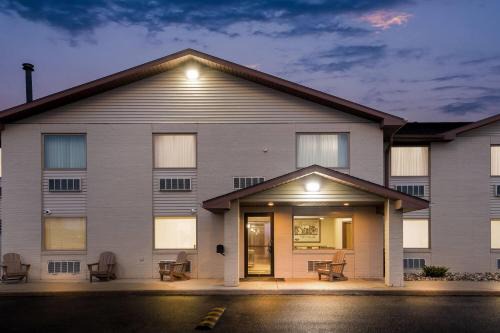 Super 8 by Wyndham Perham