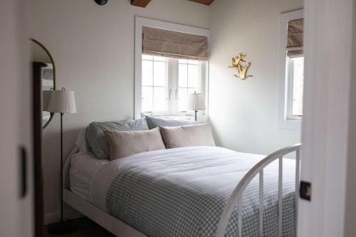 Koselig Cottage by Simple Life Rentals