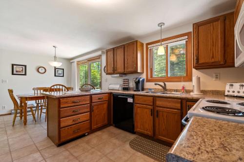 Wilderness Retreat by Simple Life Rentals