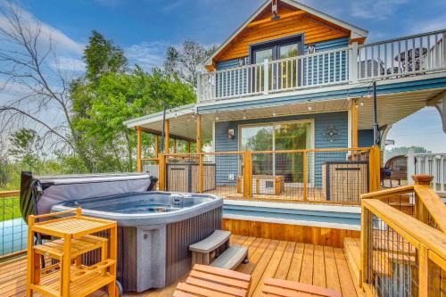Bayfront Home! Dock, Deck, Hot Tub, & Fire Pit