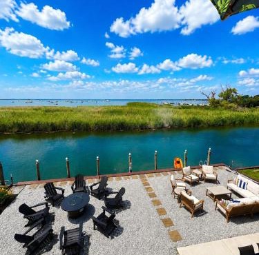 Cabana Sunset House on Lake St Clair Sleeps 16