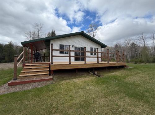 Hardwood Hide Away