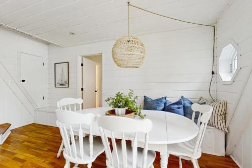 Mt McSauba A Frame Cottage