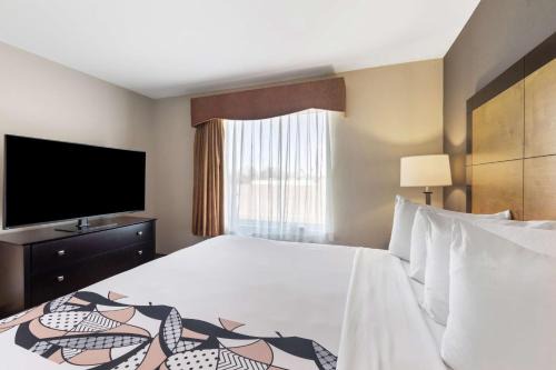 Best Western Inn & Suites - Midway Airport