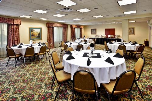 Holiday Inn Hotel & Suites Ann Arbor University of Michigan Area by IHG