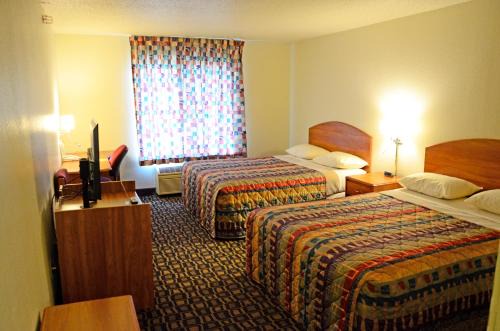 Budget Host Inn