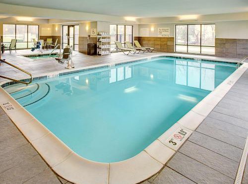 Hampton by Hilton Lansing West