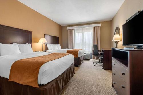 Comfort Suites near Route 66